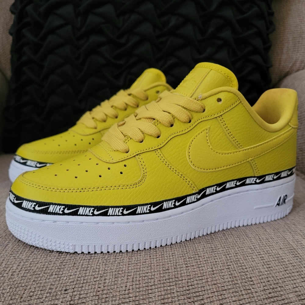 NIKE W AIR FORCE 1 '07 SE PRM BRIGHT CITRON
